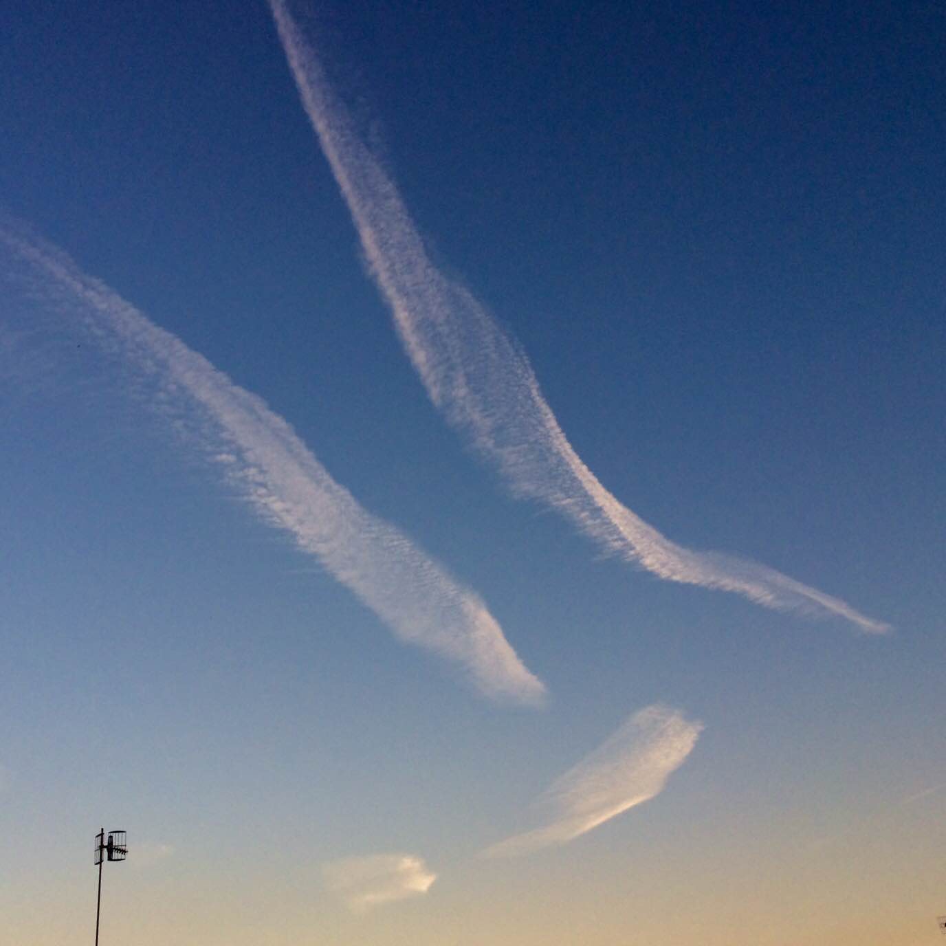 ANGEL WINGS IN THE SKY IMAGES